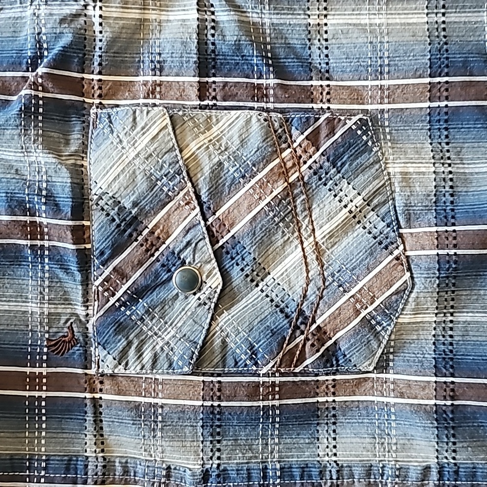 Shirt - Picture 4 of 5